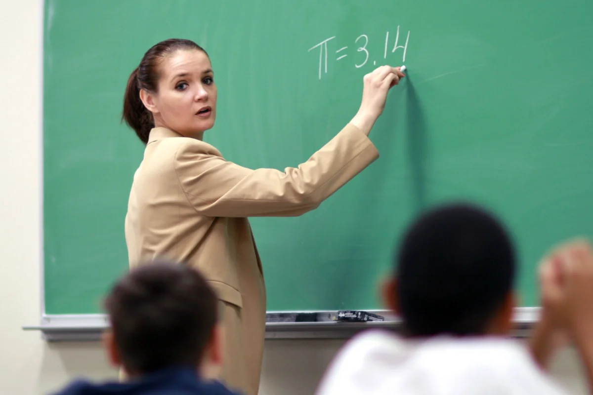 Müəllimlərlə bağlı yeni qərar imzalandı