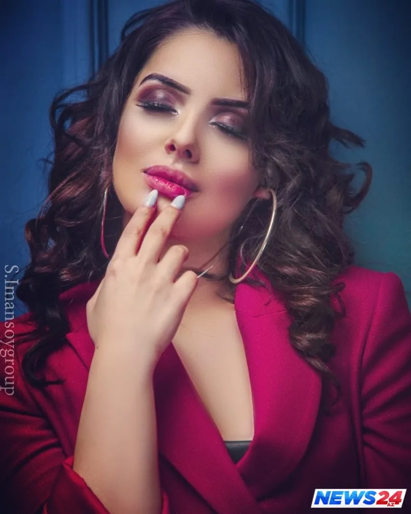 Mina özünü zəncirlədi – FOTOLAR