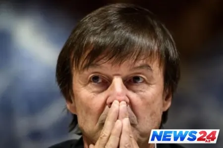 Nazir yalnızlıqdan şikayətlənib istefa verdi