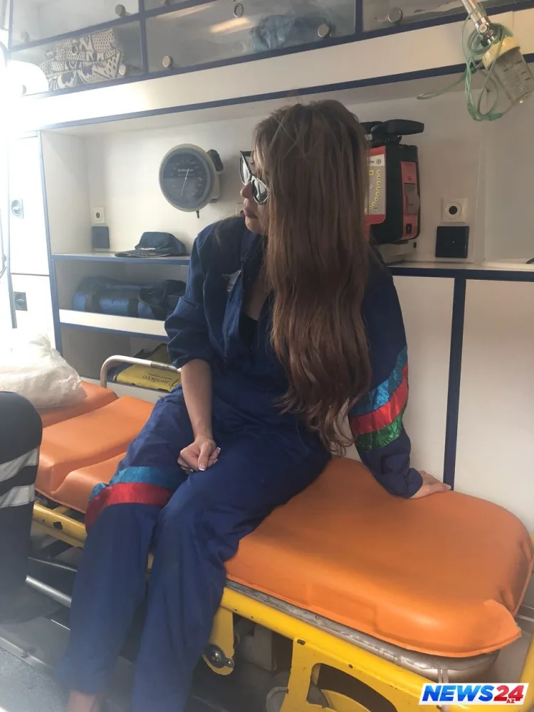 Sevda Yahyayevanın halı pisləşdi - Təcili yardım gəldi - FOTO