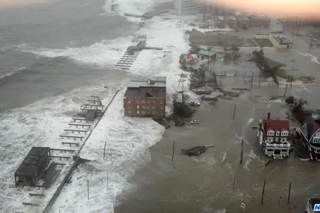 Qordon qasırğası iki can aldı