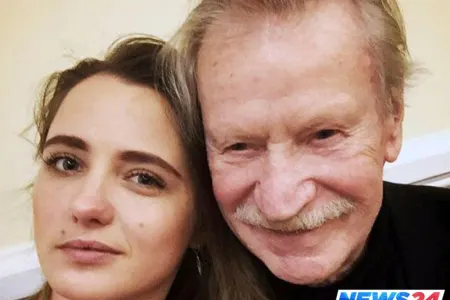 87 yaşlı aktyor xanımı cinsi əlaqədə olmaq istəmir deyə ondan boşanır - FOTO