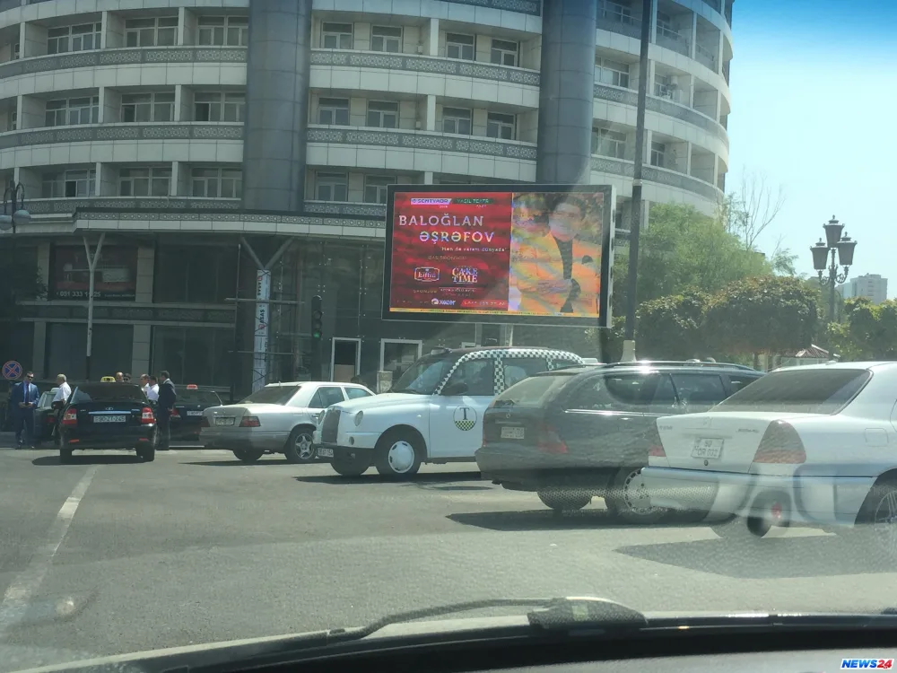 Baloğlanın konsertində fiasko: Biletlər satılmadı, məhkəməyə verilir - FOTOLAR