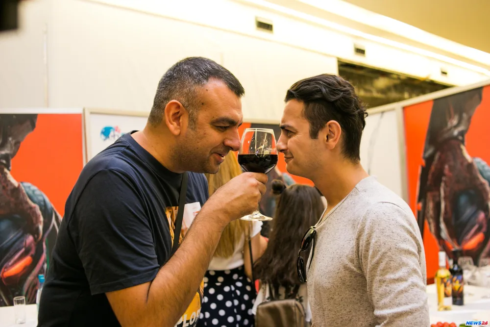 “Yırtıcı” Azərbaycanda dünya təqdimatından 2 gün öncə yayımlandı - FOTOLAR