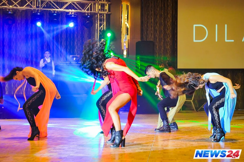 Dilarə məşhurları başına toplayıb “Azərbaycan”ı təqdim etdi – FOTOLAR - VİDEO