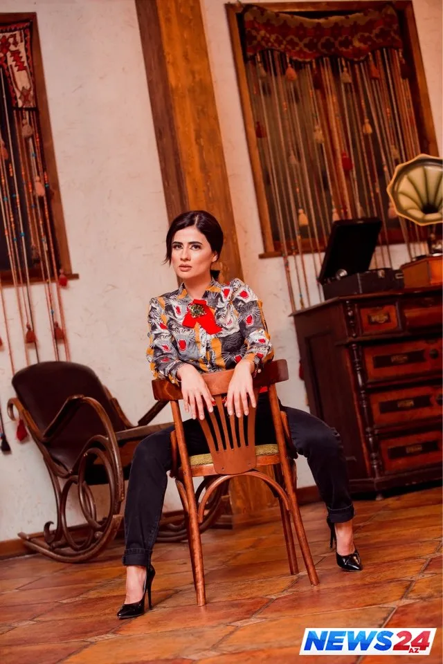 Azərbaycanlı aktrisalardan yayın son - FOTOSESSİYASI