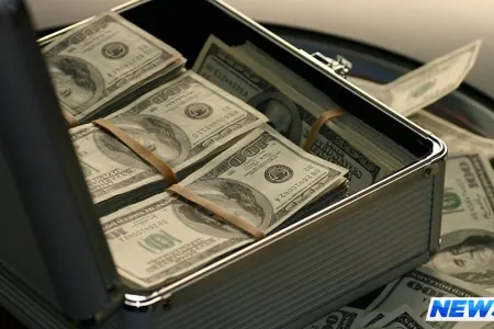 Robert Koçaryan və Serj Sarqysan prezidentlikləri dövründə 20-30 milyard dollar mənimsəyiblər