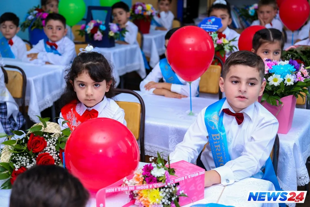 Birincilərin məktəb sevinci və həyəcanı - FOTOLAR - VİDEO