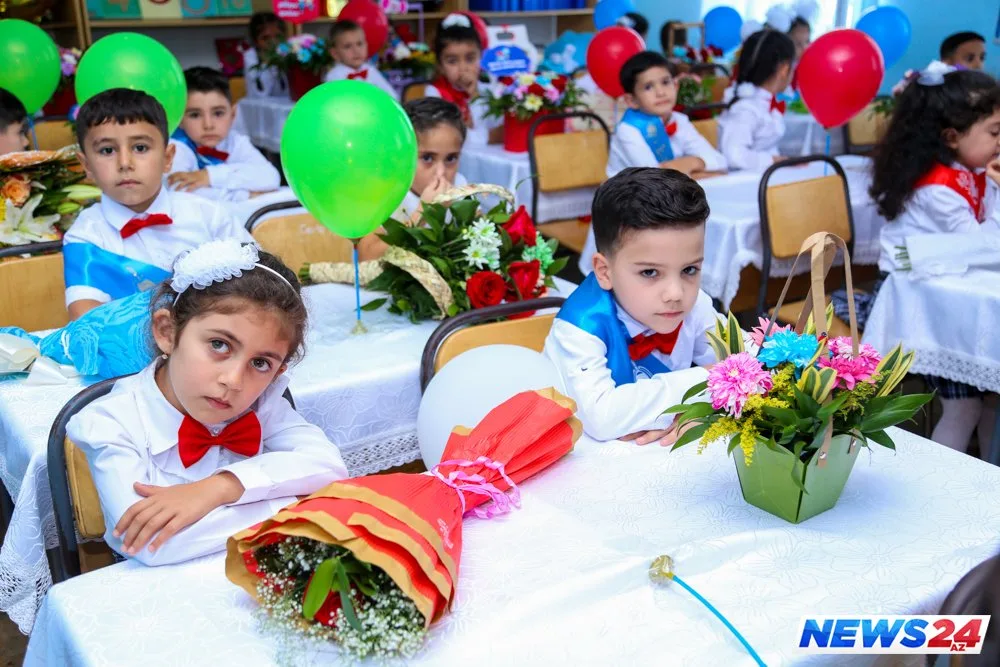 Birincilərin məktəb sevinci və həyəcanı - FOTOLAR - VİDEO