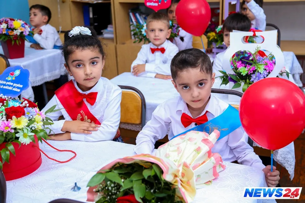 Birincilərin məktəb sevinci və həyəcanı - FOTOLAR - VİDEO