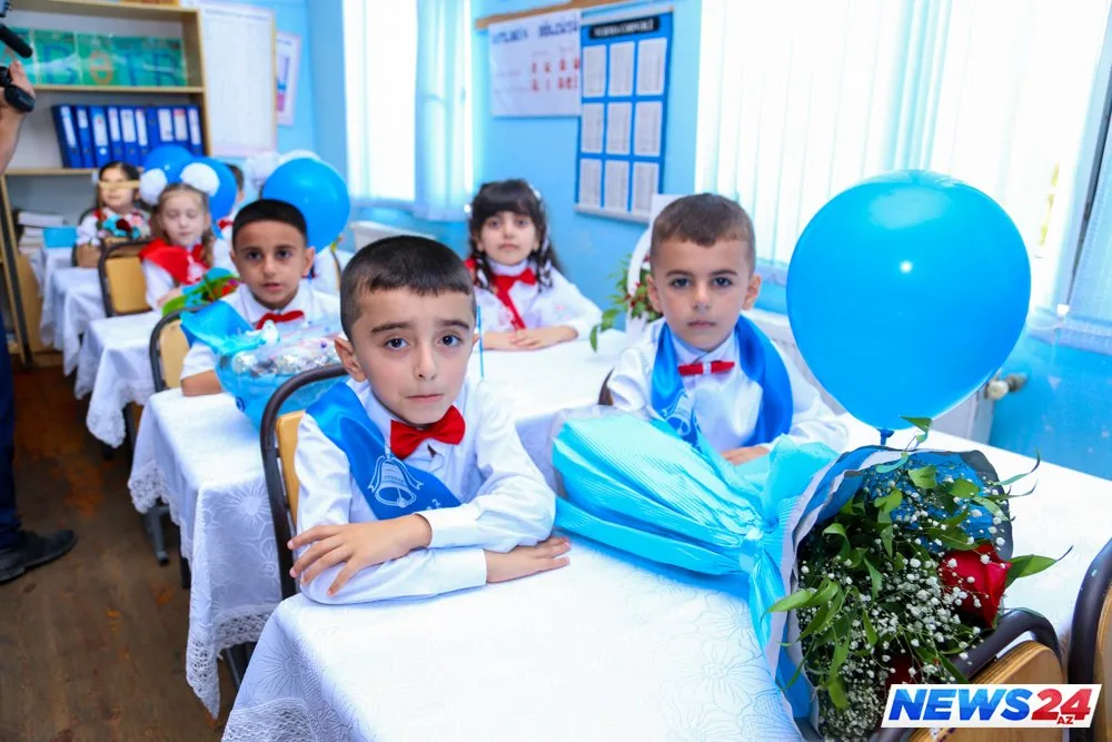 Birincilərin məktəb sevinci və həyəcanı - FOTOLAR - VİDEO