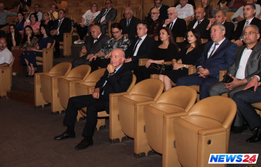 Musiqi xadimlərinin təltif olunması mərasimi keçirilib