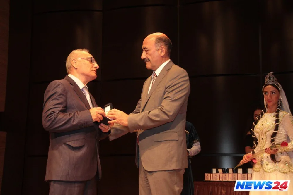 Musiqi xadimlərinin təltif olunması mərasimi keçirilib