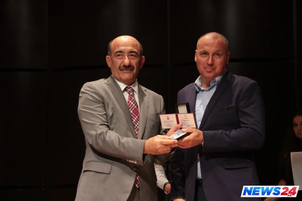 Musiqi xadimlərinin təltif olunması mərasimi keçirilib