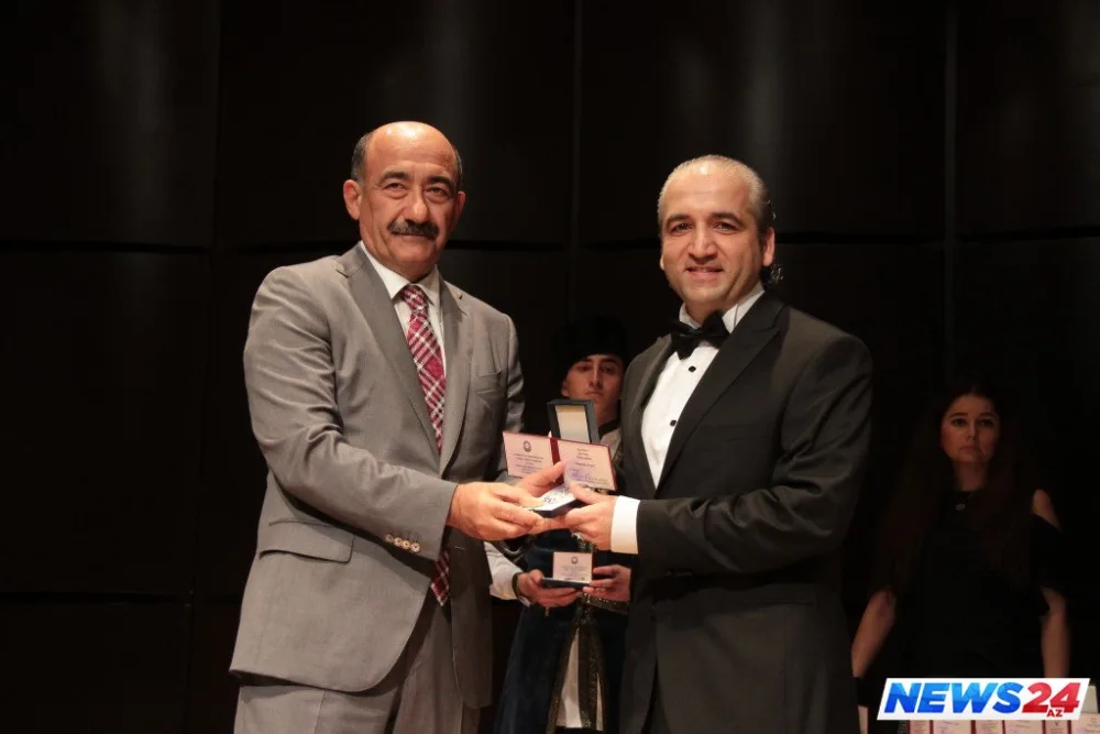 Musiqi xadimlərinin təltif olunması mərasimi keçirilib