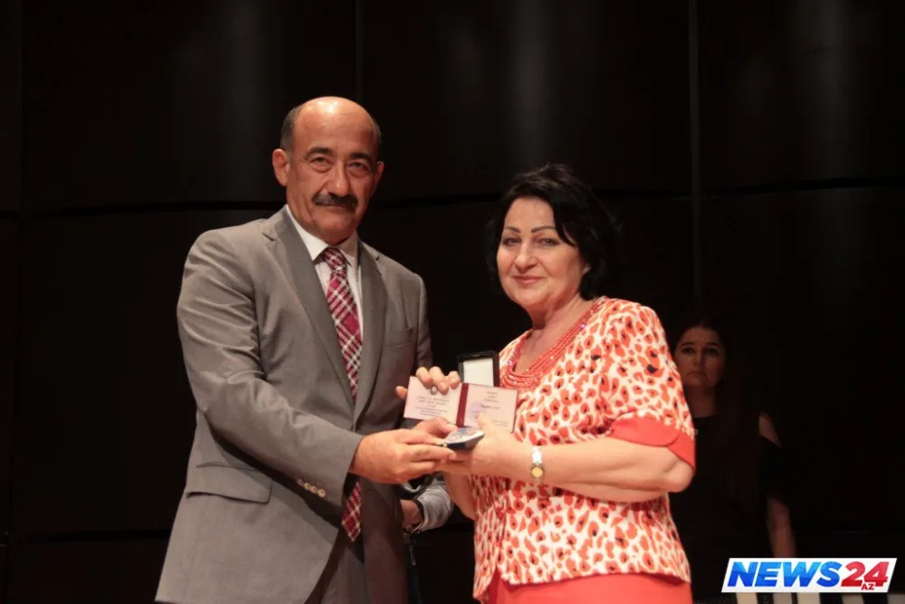 Musiqi xadimlərinin təltif olunması mərasimi keçirilib