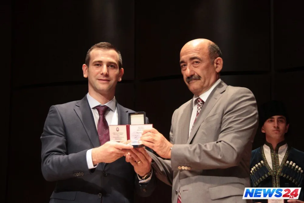 Musiqi xadimlərinin təltif olunması mərasimi keçirilib