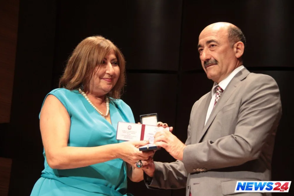 Musiqi xadimlərinin təltif olunması mərasimi keçirilib