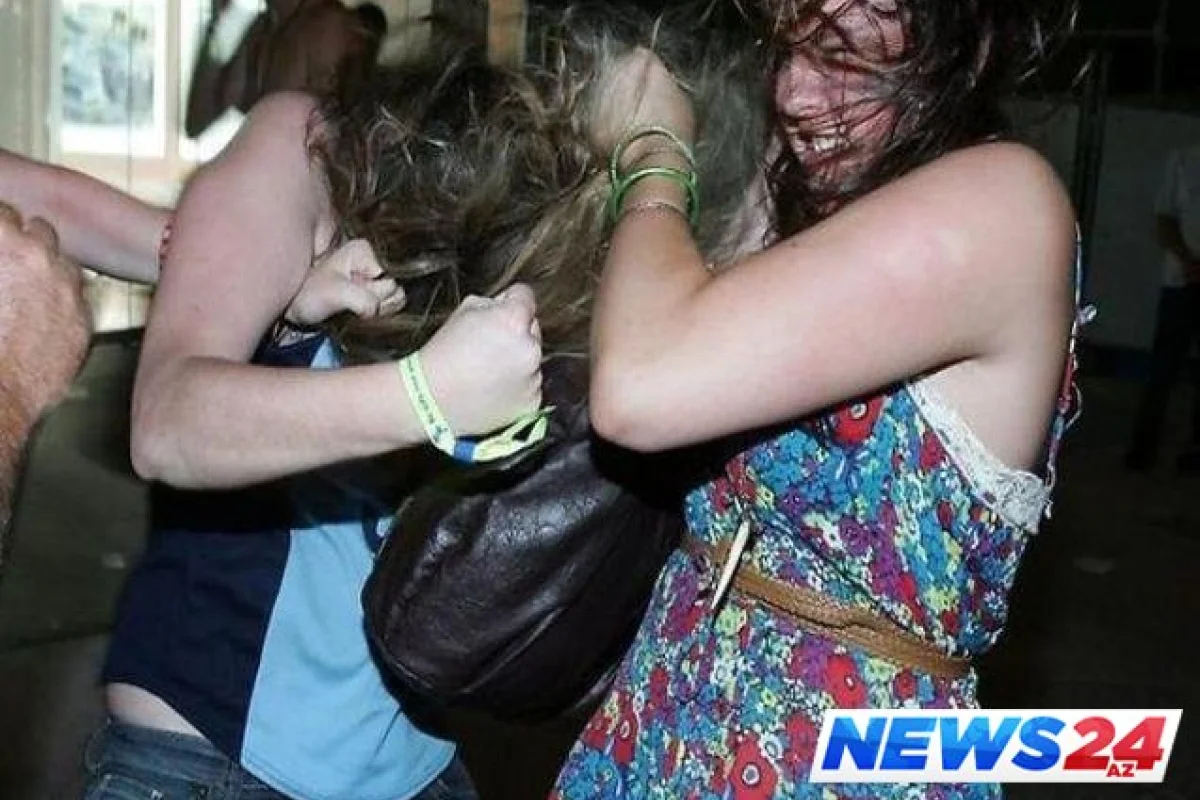 Məktəbdəki davaya səbəb nazirliyin qərarı olub - TƏFƏRRÜAT