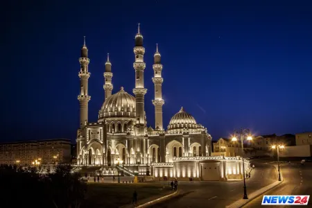 DQİDK-in şöbə müdiri: “Məscidlərdən qara bayraqlar deyil, Azərbaycan bayrağı asılmalıdır”