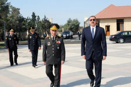 Prezident Ramil Usubovu təltif etdi