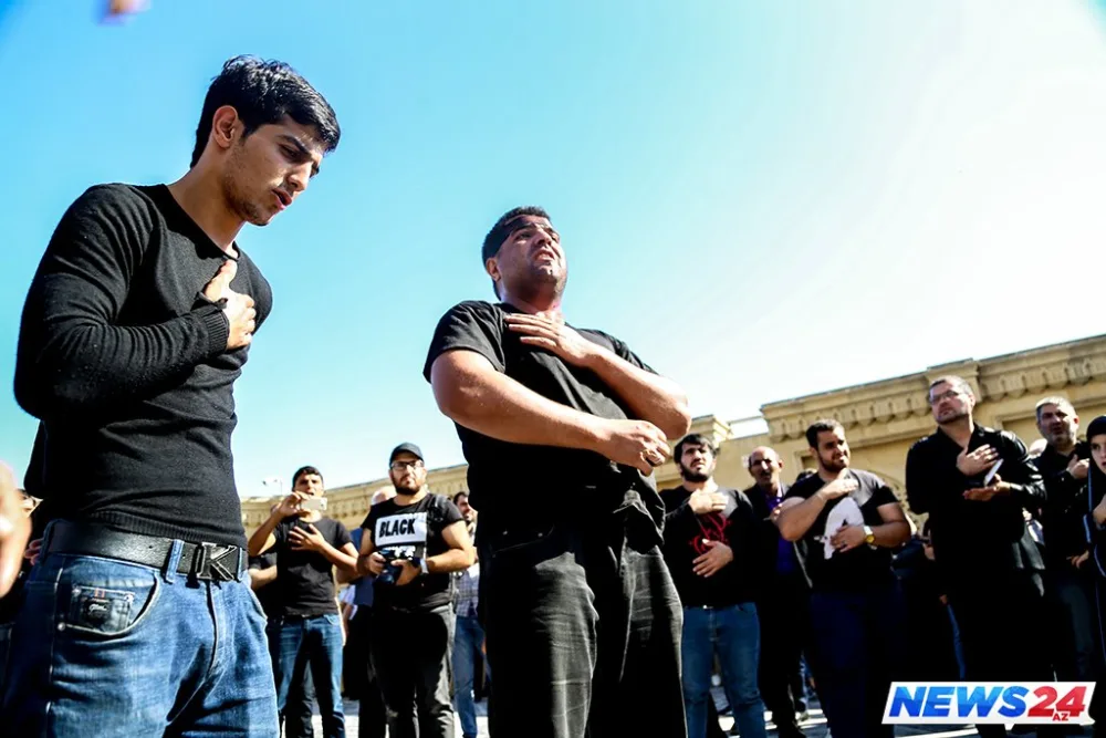 Təzə Pir məscidində Aşura mərasimi - FOTO/VİDEO