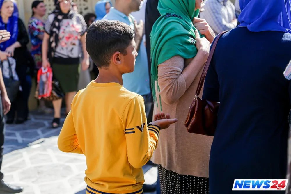 Təzə Pir məscidində Aşura mərasimi - FOTO/VİDEO
