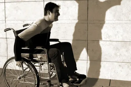 Bel yırtığının müalicəsi üçün getdi, şikəst qaldı