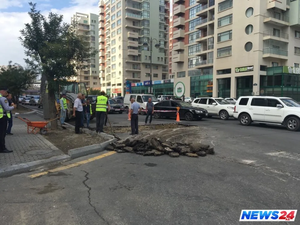Bakıda daha bir yol çökdü - Fotolar