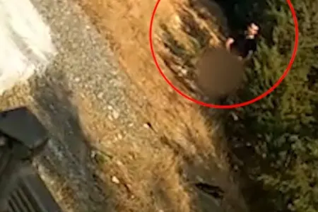 Bakıda gəlib-gedənlərə cinsi orqanını göstərən manyak peyda oldu-VİDEO