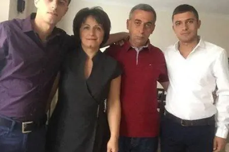 Bakıda yaşayan erməni qadın dövlət orqanlarını məhkəməyə verdi — FOTO