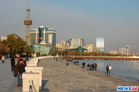 Bulvarda hadisə: Gənc qız sevdiyi oğlana görə özünü dənizə atmaq istədi