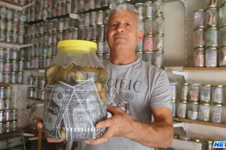 Dollarların turşusunu qoydu