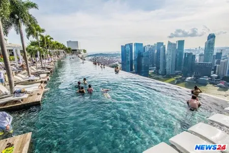 Sinqapur hakimiyyəti ölkə əhalisinə 500 milyon dollar paylayacaq