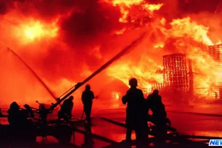 Hərbi zavoddakı yanğında xəsarət alanlar Bakıya gətirildi