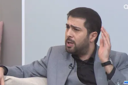 "Vüqar meyxanadan getsin, özünü nüfuzdan salıb" - Namiqdən sərt cavab