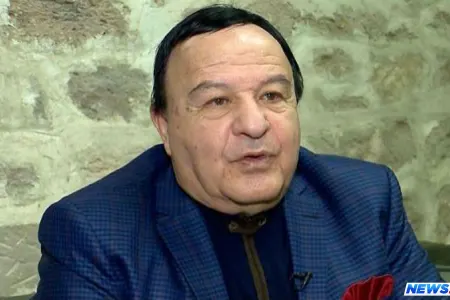 Xalq artisti: "Həkimlər əməliyyata icazə vermir"