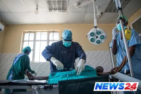 Bu ölkədə xəstələri maşın ehtiyat hissələri ilə əməliyyat edirlər – Foto