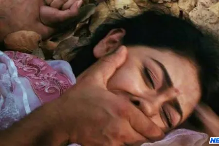 Gəlin qayınatasının öldürdü- "Məni dəfələrlə zorladı"