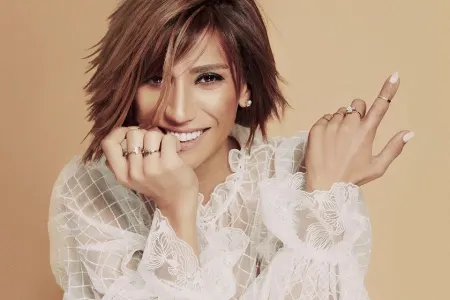 Röya yeni klipini təqdim etdi - "Afaki" - VİDEO