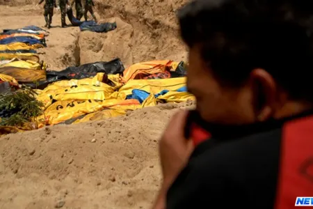 İndoneziya küçələri cəsəd iyi verir - FOTO