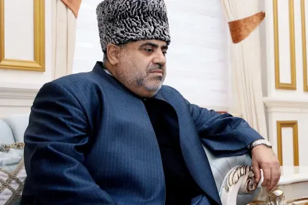 "Şeyxülislamın ərəb dilində o qədər biliyi və ərəb tarixində o qədər də səriştəsi yoxdur"