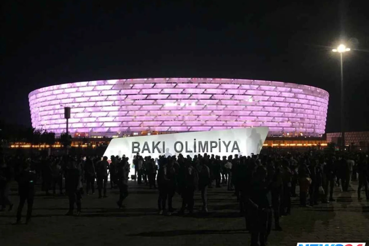 “Polis telefonu əlimdən alıb, şəkli sildi” - İngilis jurnalist