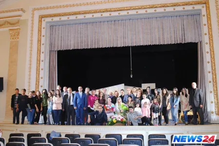 YAP Sumqayıt təşkilatı Sumqayıt Dövlət Dram Teatrında - FOTO