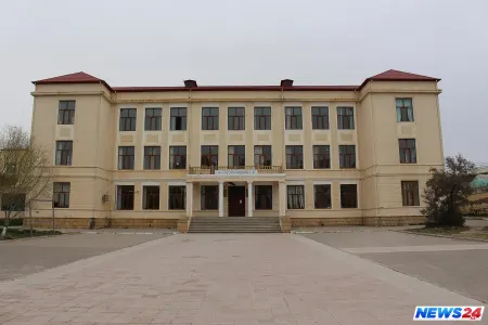 Bakıda şagird 8 sinif yoldaşına xəsarət yetirdi