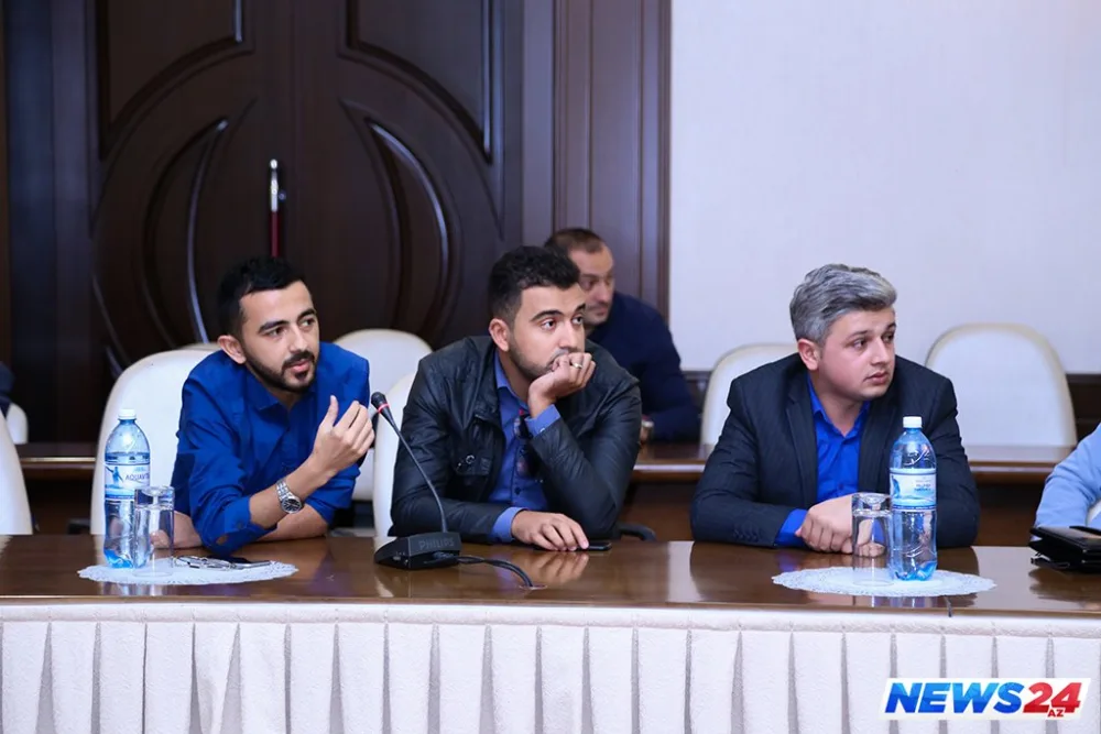 Azərbaycanlı müğənninin tədbirində qalmaqal düşdü – FOTOLAR - VİDEO