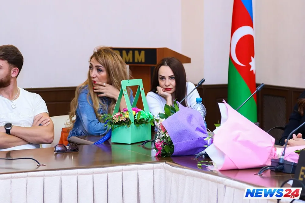 Azərbaycanlı müğənninin tədbirində qalmaqal düşdü – FOTOLAR - VİDEO