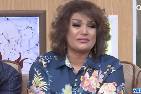 Efirə zəng edən qadın uşağını Mənzurəyə vermək istədi - Video