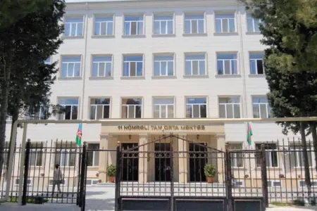 Sumqayıtda 11 nömrəli məktəbdə məktəb pulu qalmaqalı – Nazirlik hərəkətə keçdi