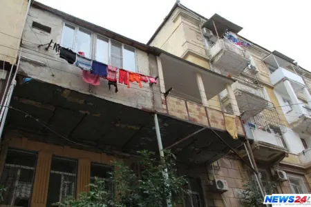 İcazəsiz zəbt olunan ev böyüklüyündə eyvanlar- VİDEO